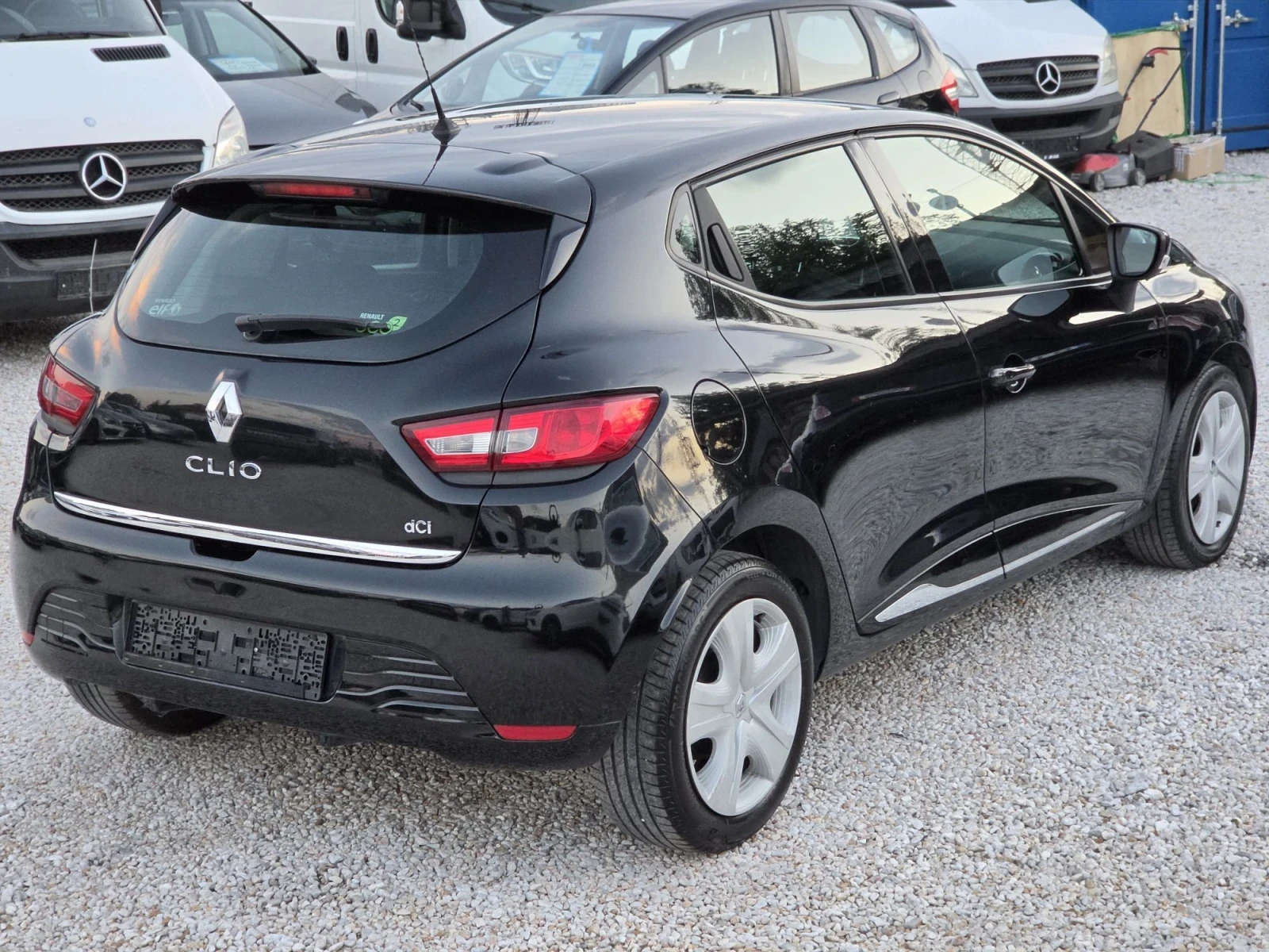 Renault Clio 1.5 dci, снимка 6 - Автомобили и джипове - 55957813
