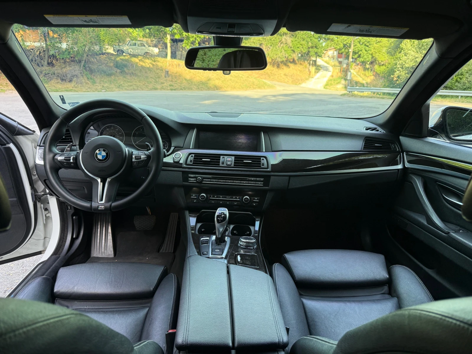 BMW 528 i, снимка 12 - Автомобили и джипове - 56360466