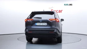Toyota Rav4 DIGITAL* КОЖА* ПОДГРЕВ* КАМЕРА* ПАНО* ДВА КЛЮЧА, снимка 4