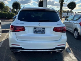 Mercedes-Benz GLC 300 4MATIC | CARFAX | АВТОФИНАНСИРАНЕ, снимка 5