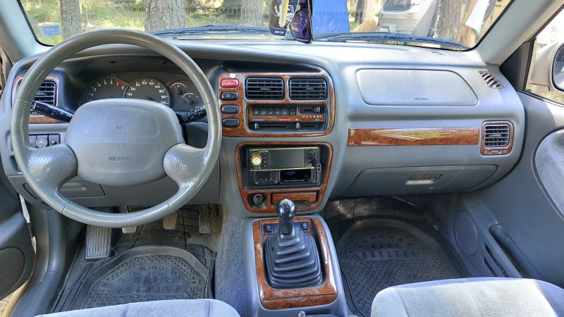 Suzuki Grand vitara XL7, снимка 15 - Автомобили и джипове - 47381127