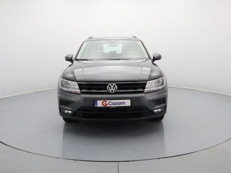 VW Tiguan, снимка 2 - Автомобили и джипове - 47439317