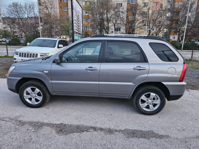 Kia Sportage 2.0GPL, снимка 4 - Автомобили и джипове - 52682408