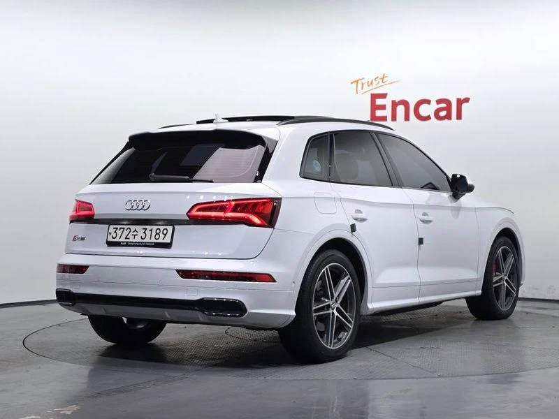 Audi SQ5 3.0 TDI Quattro| 347к.с.| ВКЛ.ТЕХНОТЕСТ, снимка 2 - Автомобили и джипове - 55392279