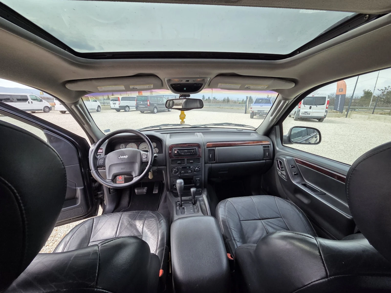 Jeep Grand cherokee OVARLAND EDICION!!! /ITALIQ, снимка 9 - Автомобили и джипове - 53924587