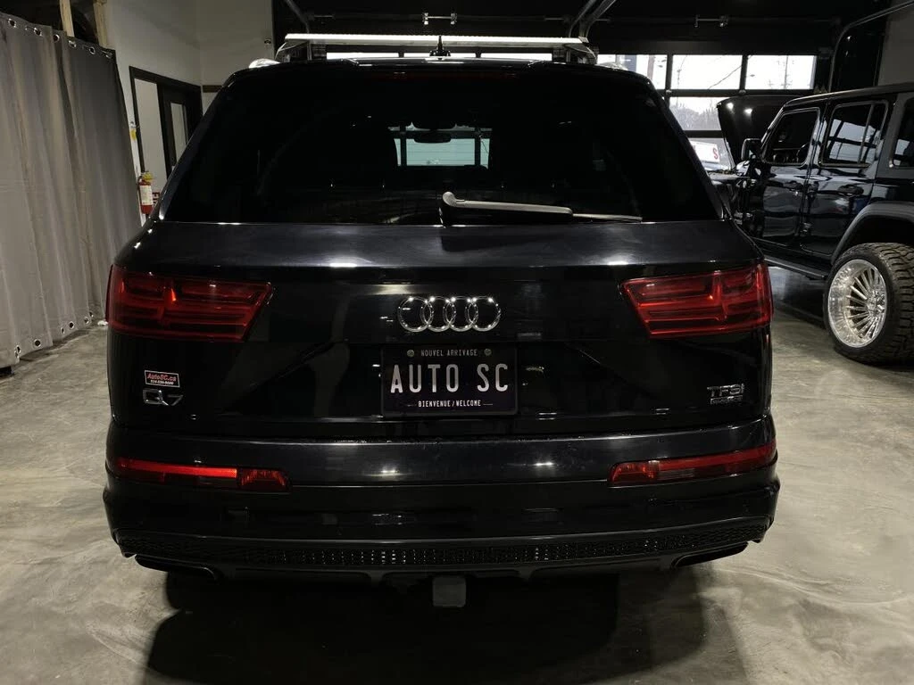 Audi Q7 TECHNIK* BOSE* 360 КАМЕРИ* ПОДГРЕВ* ДИГИТАЛНО ТАБЛ, снимка 4 - Автомобили и джипове - 54429457