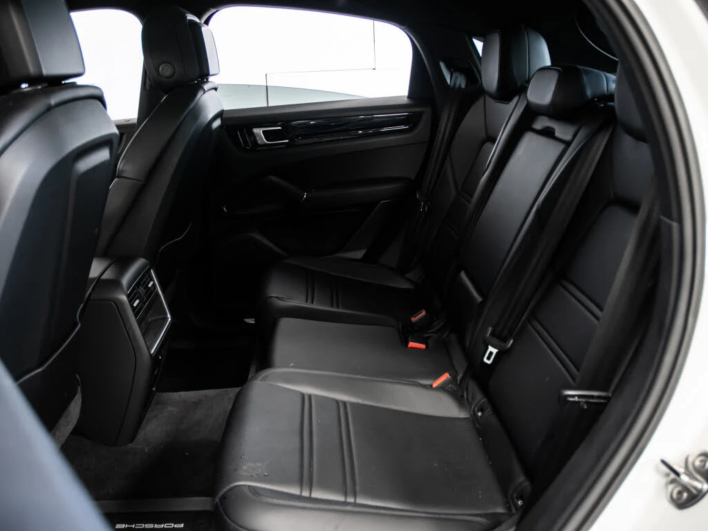 Porsche Cayenne COUPE| MATRIX| PANO| OBDUH, снимка 16 - Автомобили и джипове - 54610149