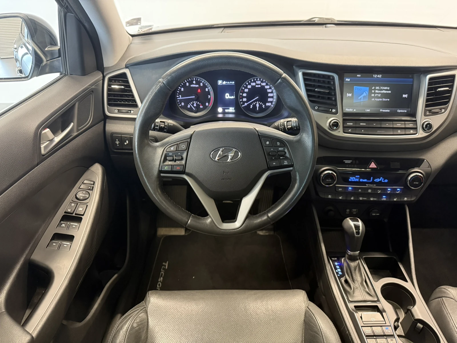 Hyundai Tucson PREMIER PLUS GT, снимка 11 - Автомобили и джипове - 55220912