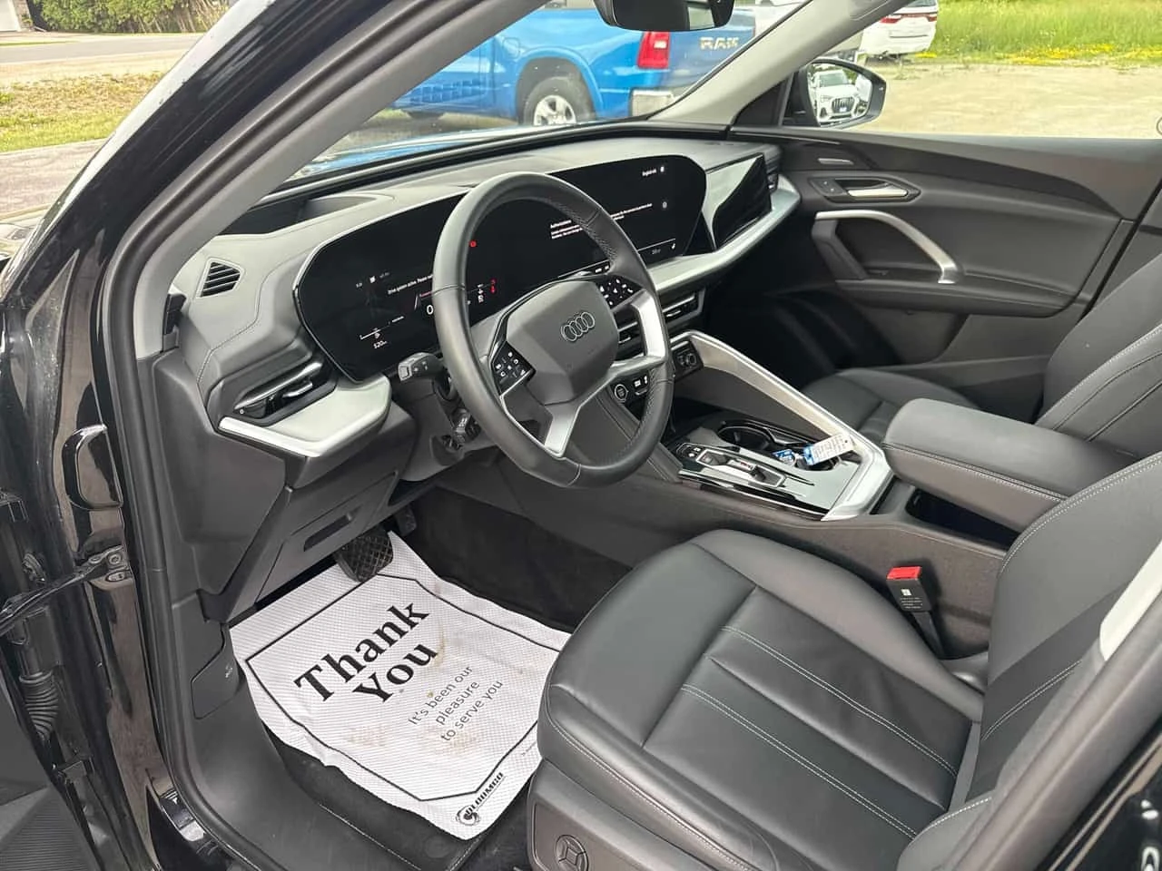 Audi Q5 * Progressiv * CARFAX * ��� ������������ ������ | Mobile.bg � ����������� 5