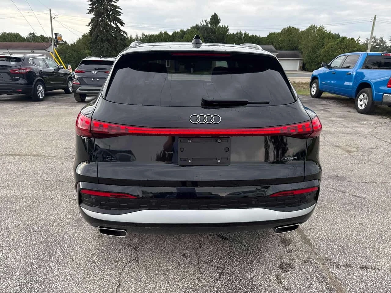 Audi Q5 * Progressiv * CARFAX * ��� ������������ ������ | Mobile.bg � ����������� 4