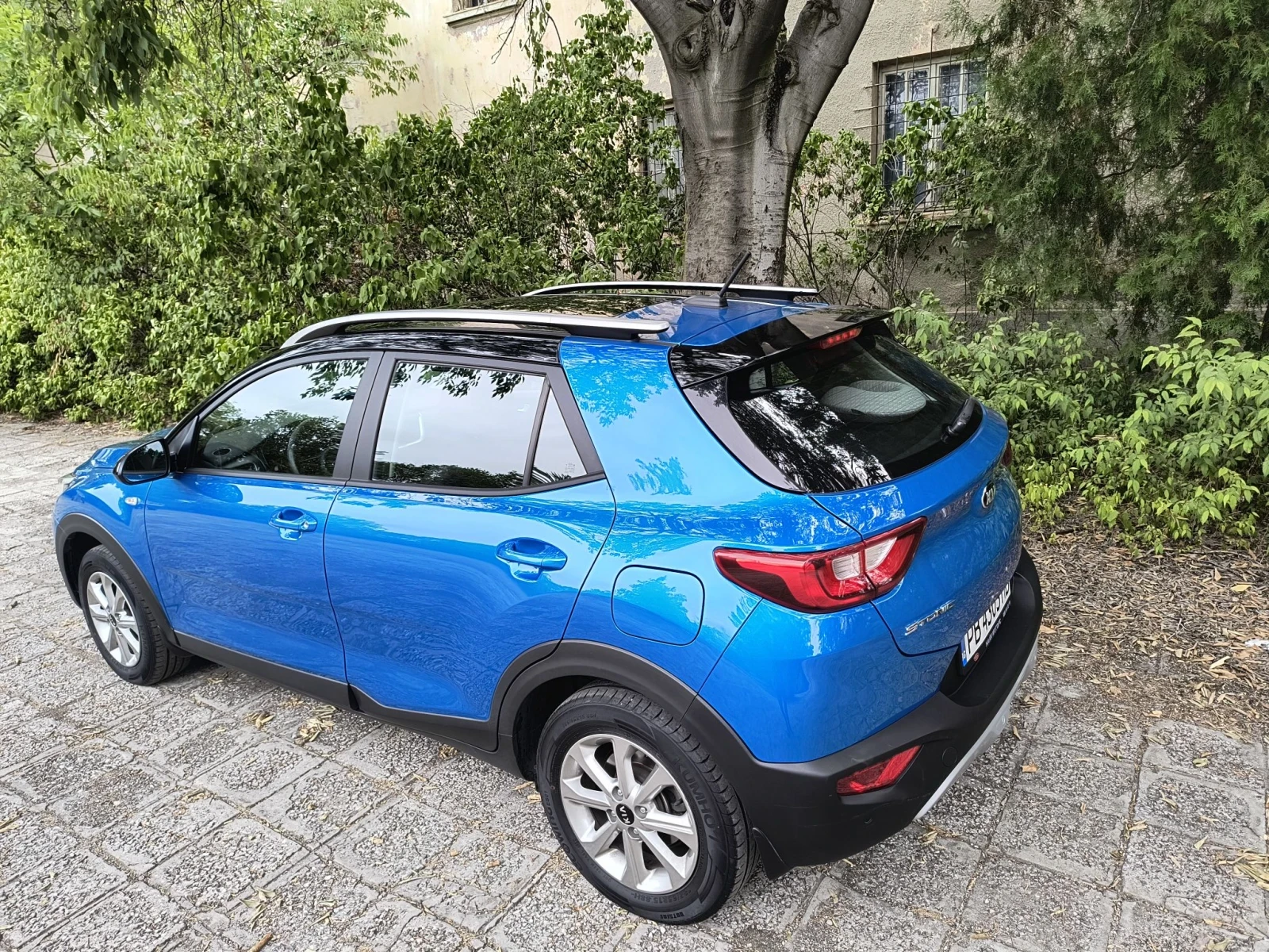 Kia Stonic 1.2 MPI, снимка 9 - Автомобили и джипове - 56450741