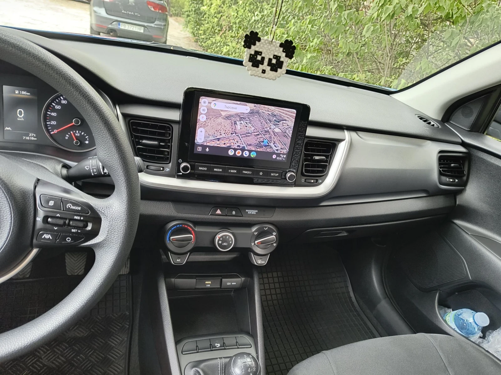 Kia Stonic 1.2 MPI, снимка 10 - Автомобили и джипове - 56450741