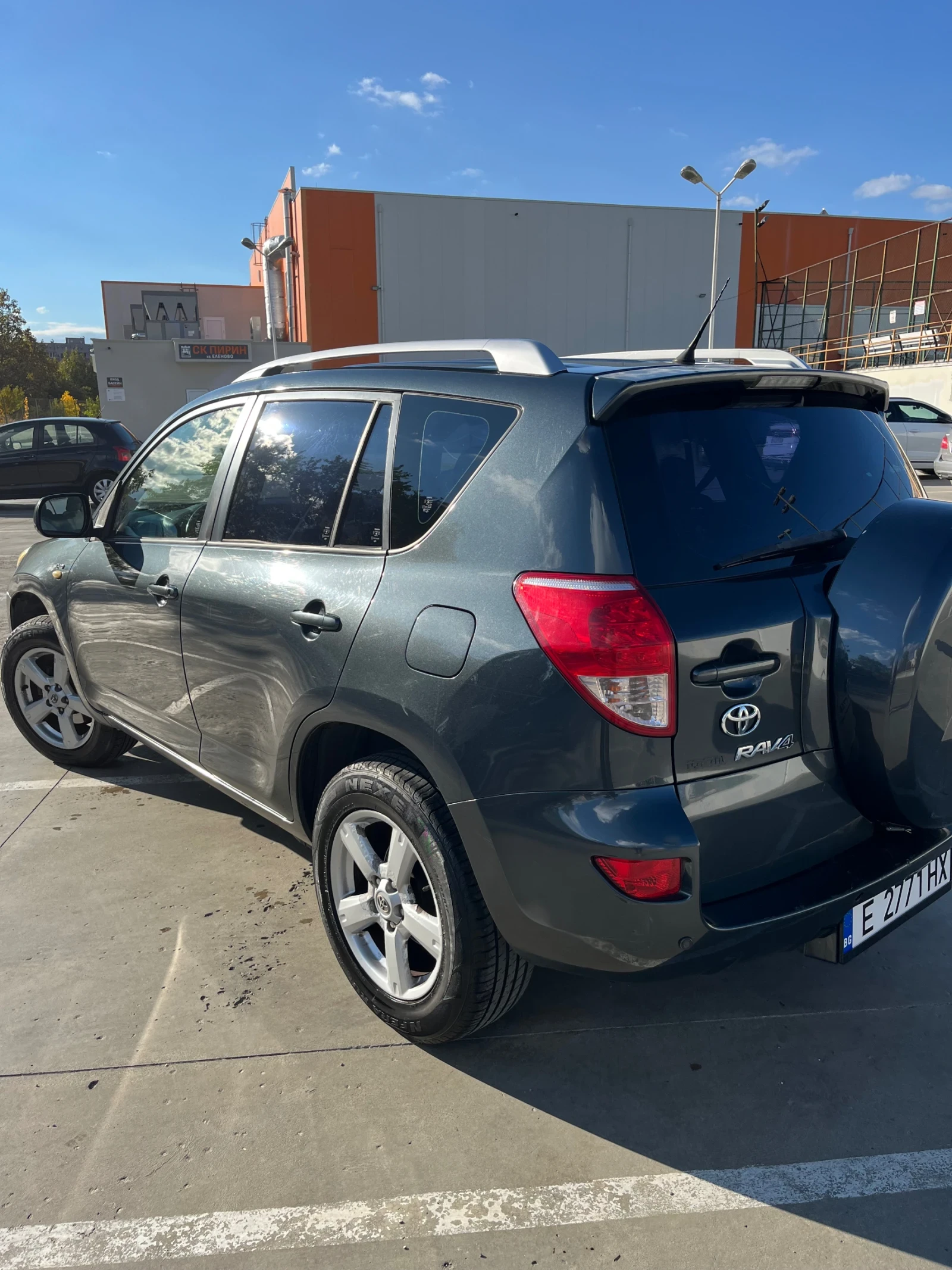 Toyota Rav4, снимка 4 - Автомобили и джипове - 56545031