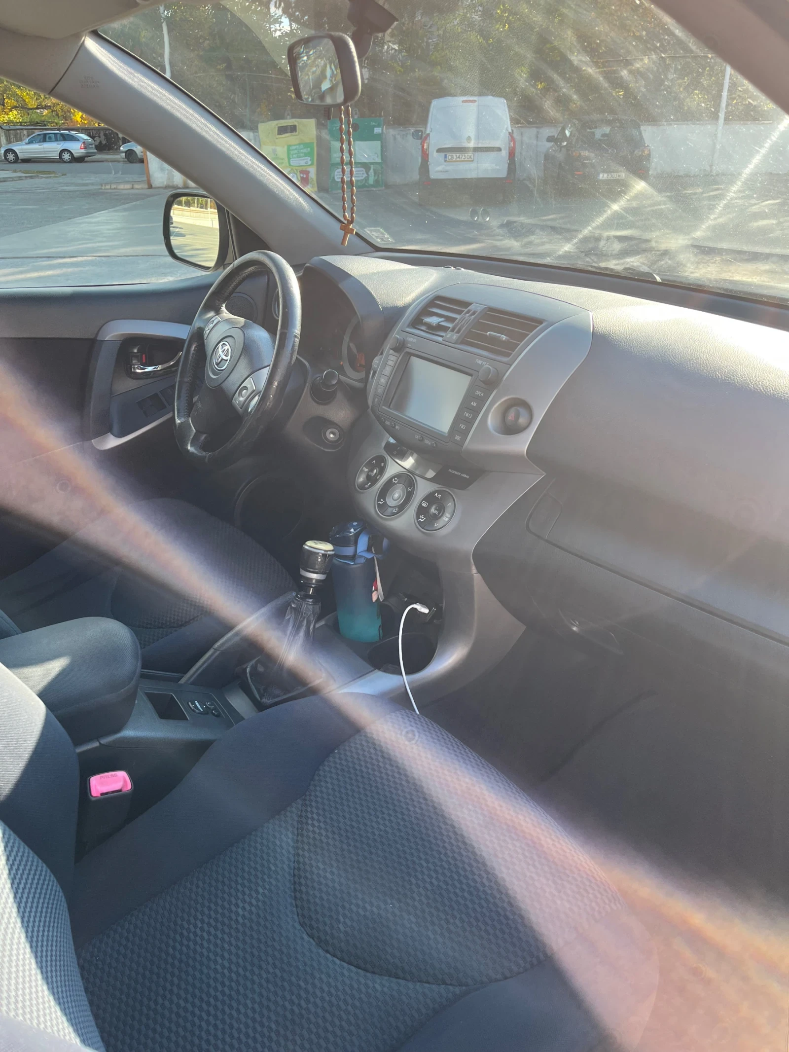 Toyota Rav4, снимка 9 - Автомобили и джипове - 56545031