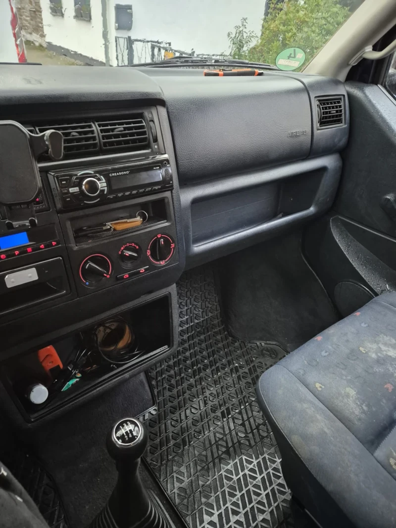 VW Caravelle T4, снимка 12 - Бусове и автобуси - 48669113