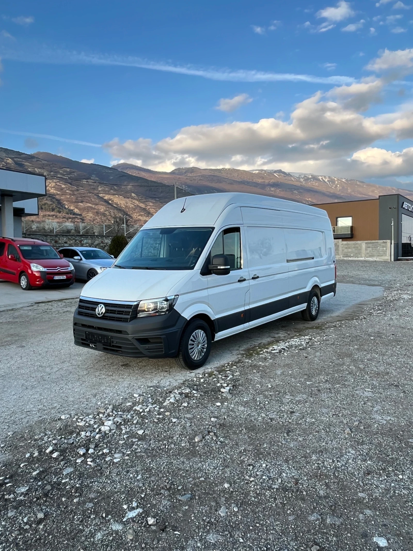VW Crafter 2.0 TDI XXL, снимка 5 - Бусове и автобуси - 53988315