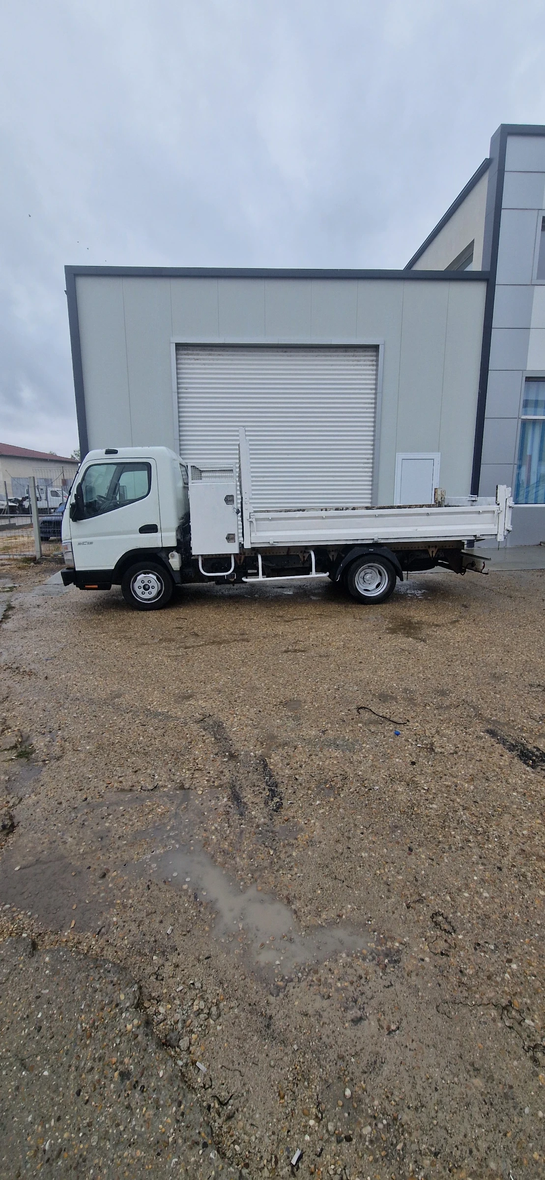 Mitsubishi Canter Fuso, снимка 4 - Камиони - 56075997