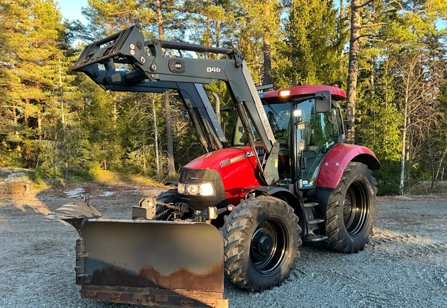 Трактор CASE IH Maxxum 130