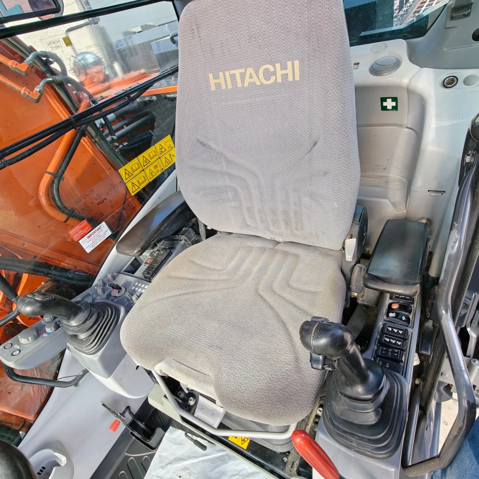 Багер Hitachi ZX 190 W-6 ЛИЗИНГ, снимка 3 - Индустриална техника - 53931369