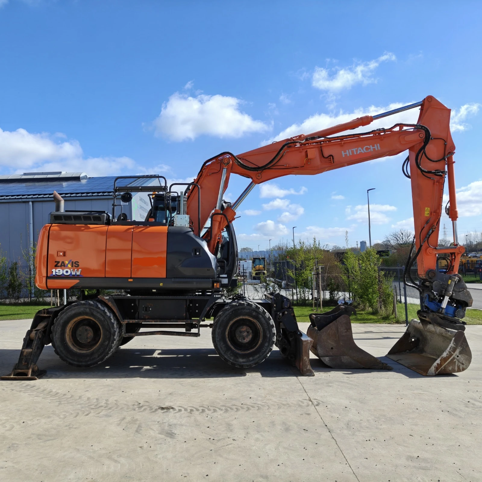 Багер Hitachi ZX 190 W-6 ЛИЗИНГ, снимка 2 - Индустриална техника - 53931369