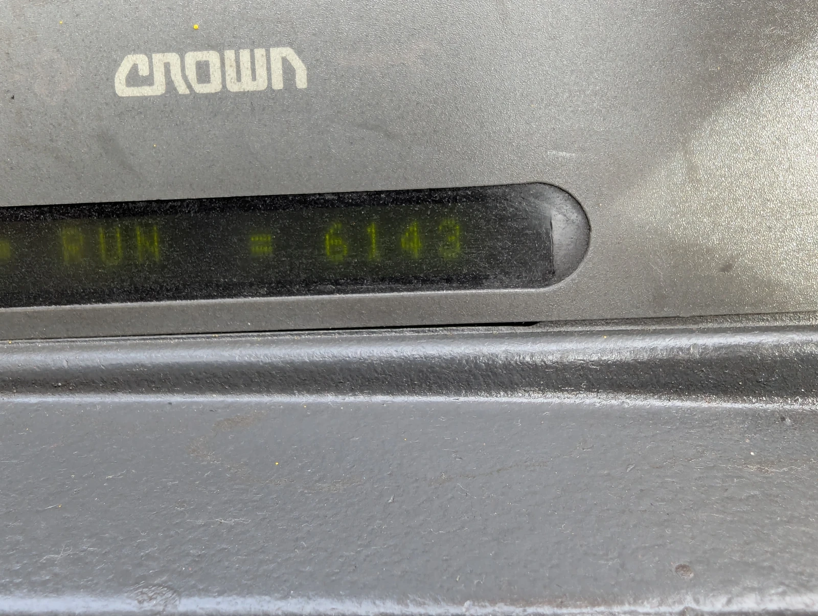 ���������� Crown | Mobile.bg � ����������� 9