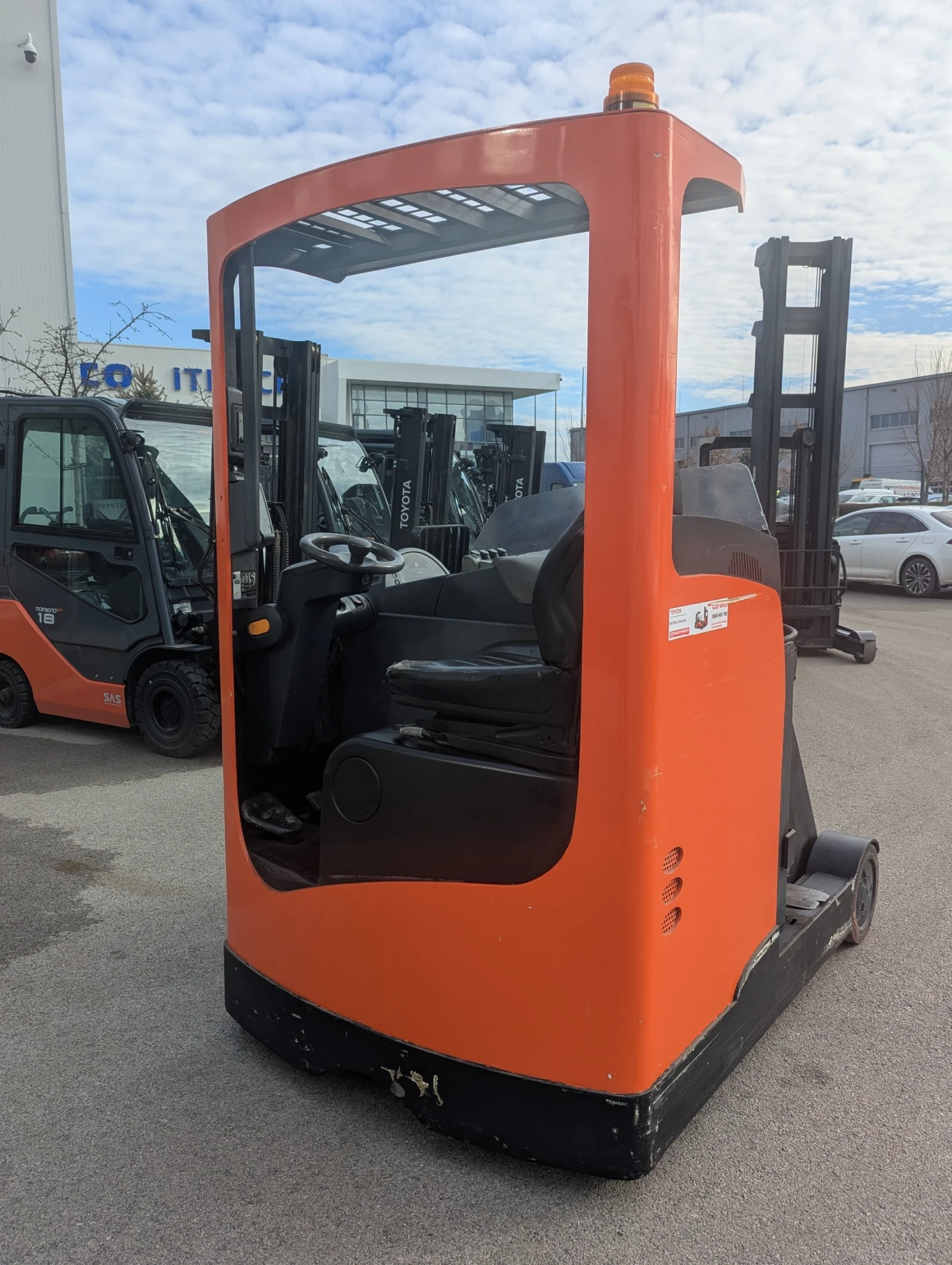 ���������� Crown | Mobile.bg � ����������� 4