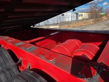 Полуремарке Stas 57m3 топ състояние , снимка 5 - Ремаркета - 46677848