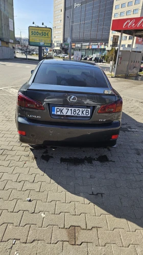 Lexus IS, снимка 3