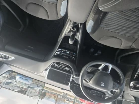 Peugeot 208 1.2, снимка 10