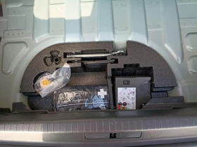 Peugeot 208 50 kWh Allure Pack, снимка 8