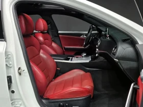 Kia Stinger 3.3 AWD GT - САМО 30% АВАНС, снимка 10