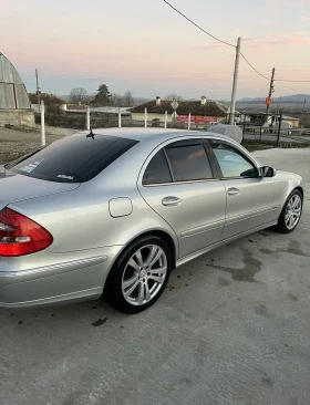 Mercedes-Benz E 320, снимка 4