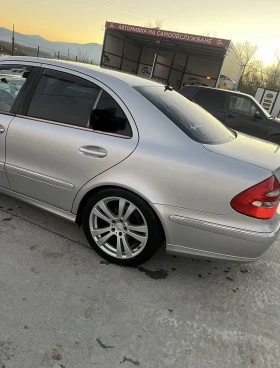 Mercedes-Benz E 320, снимка 3