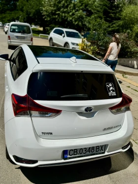 Toyota Auris 1.8 Hybrid, снимка 15