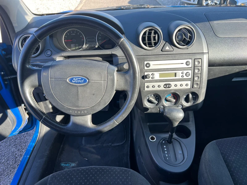 Ford Fiesta 1.6i AVTOMAT GHIA, снимка 9 - Автомобили и джипове - 48101103