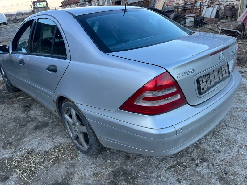 Mercedes-Benz C 200 На части, снимка 2 - Автомобили и джипове - 48623749