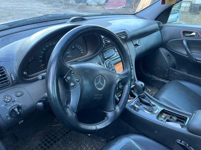 Mercedes-Benz C 200 На части, снимка 4 - Автомобили и джипове - 48623749