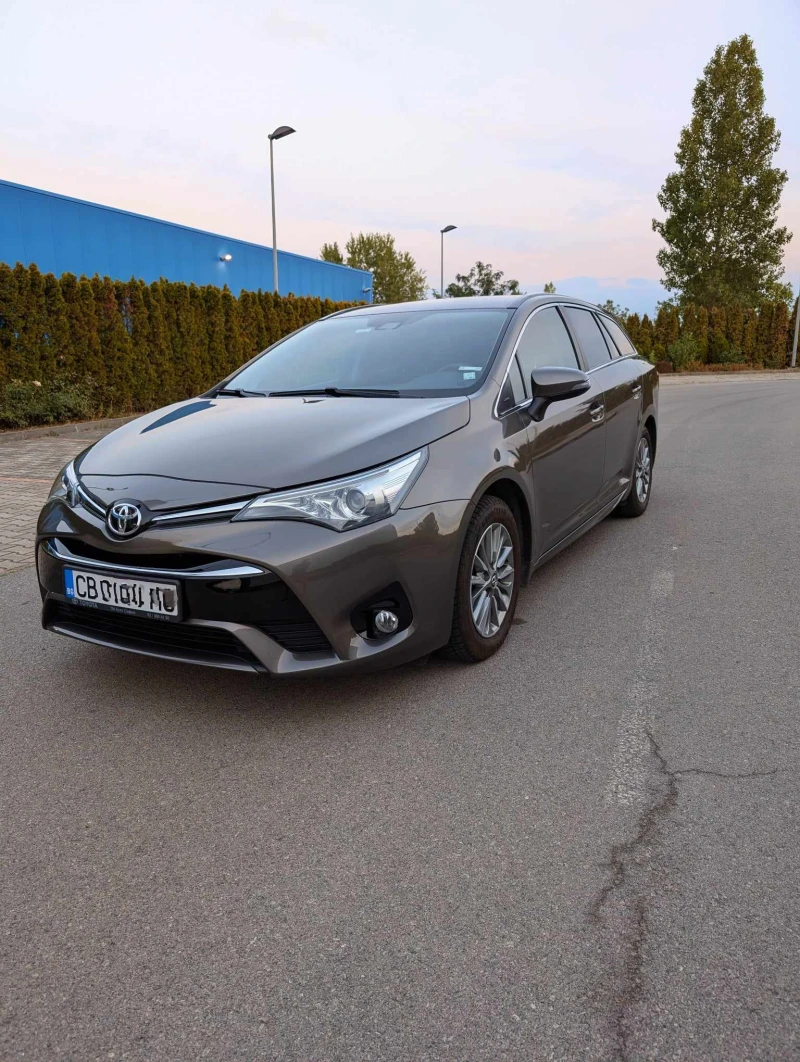 Toyota Avensis, снимка 6 - Автомобили и джипове - 48648305