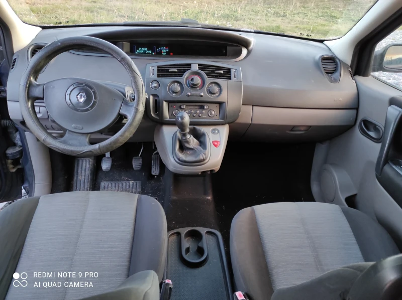 Renault Scenic 1.9 DCI/ НА ЧАСТИ, снимка 9 - Автомобили и джипове - 48983632