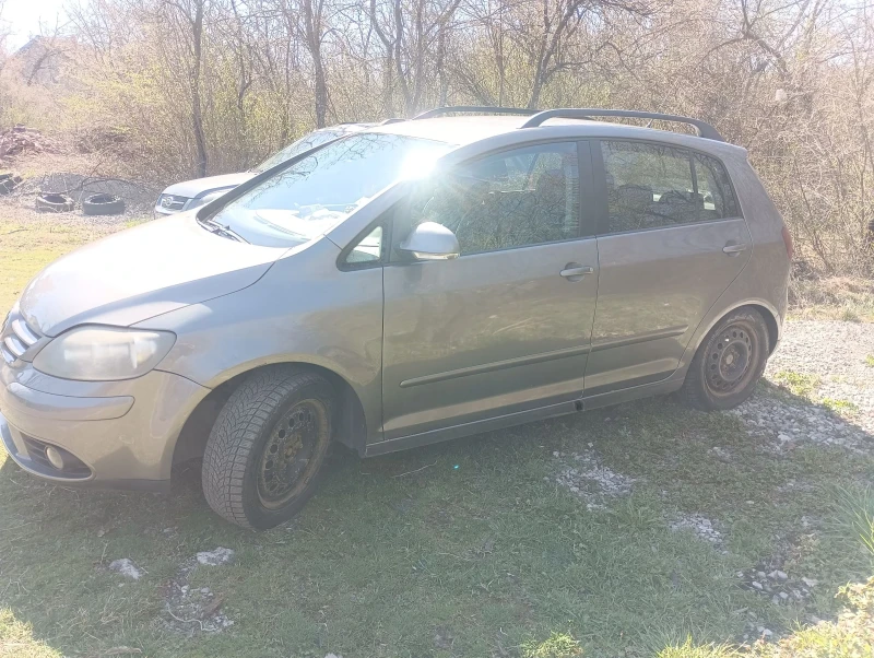 VW Golf Plus 1.9 TDI, снимка 4 - Автомобили и джипове - 49559593