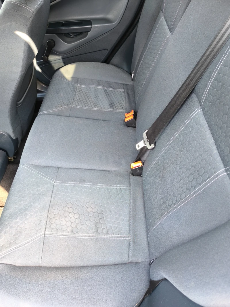 Ford Fiesta 1.4i/LPG, снимка 8 - Автомобили и джипове - 52396850