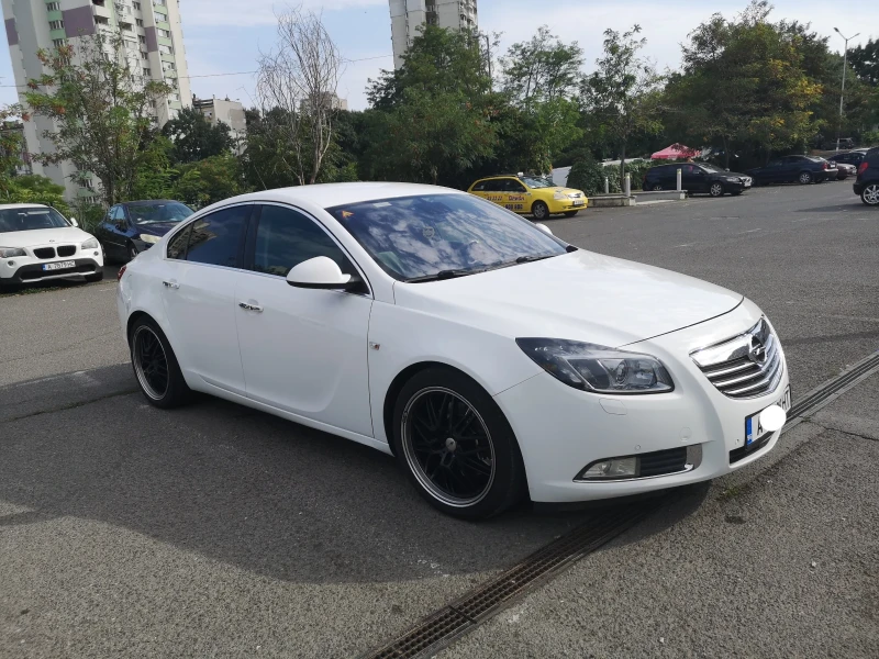Opel Insignia V6 2.8T 4х4 Cosmo LPG, Waze