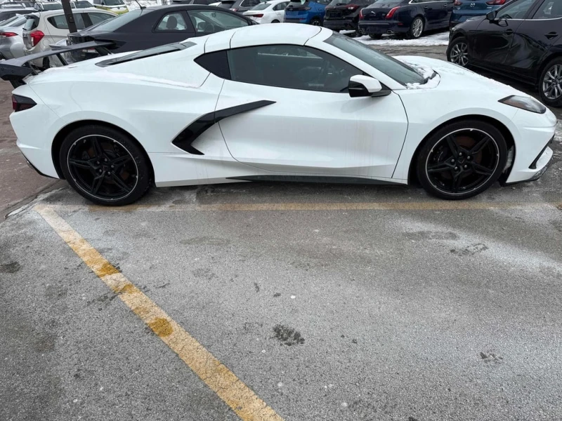 Chevrolet Corvette * 2LT * CARFAX * БЕЗ ПЪРВОНАЧАЛНА ВНОСКА, снимка 3 - Автомобили и джипове - 53422328