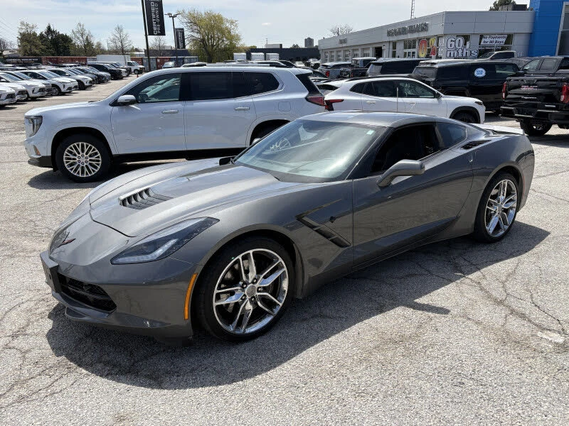 Chevrolet Corvette Stingray Z51 2LT