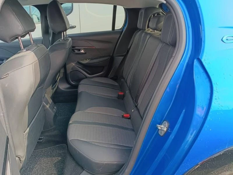 Peugeot 208 50 kWh Allure Pack, снимка 10 - Автомобили и джипове - 55389164