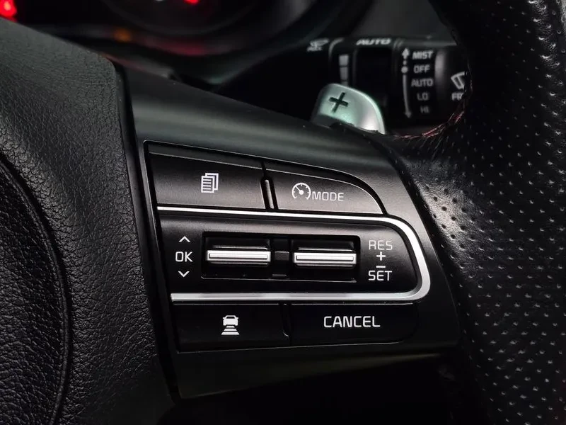 Kia Stinger 3.3 AWD GT - САМО 30% АВАНС, снимка 15 - Автомобили и джипове - 55889025