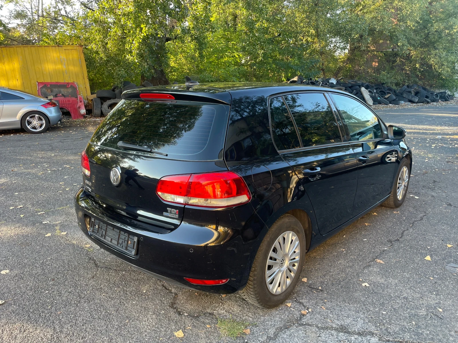 VW Golf 1.6tdi Navi  - изображение 5