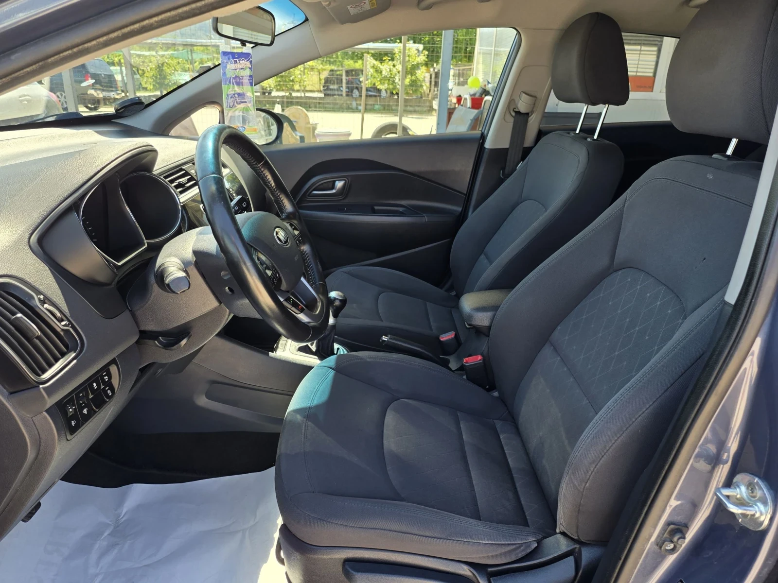 Kia Rio 1.25 БЕНЗИН  - изображение 7