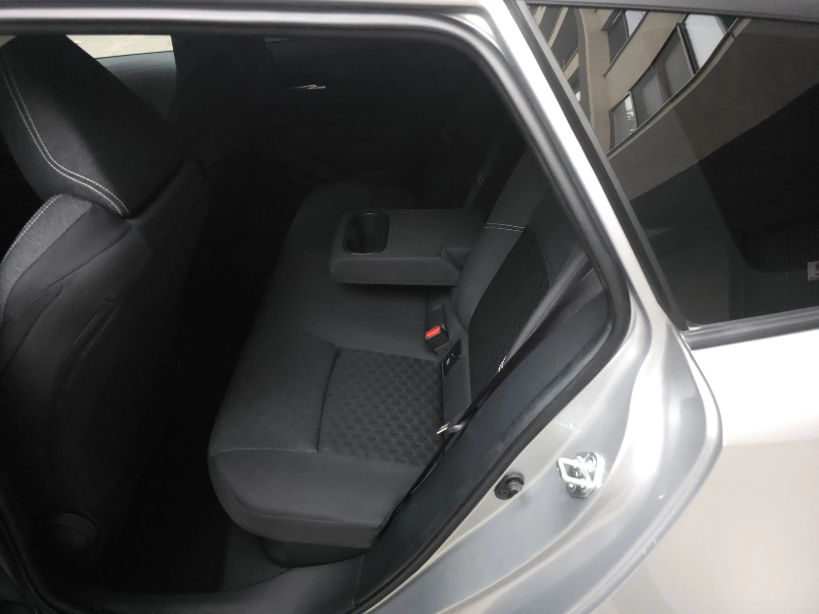 Toyota Corolla 1.8 ������  | Mobile.bg � ����������� 12