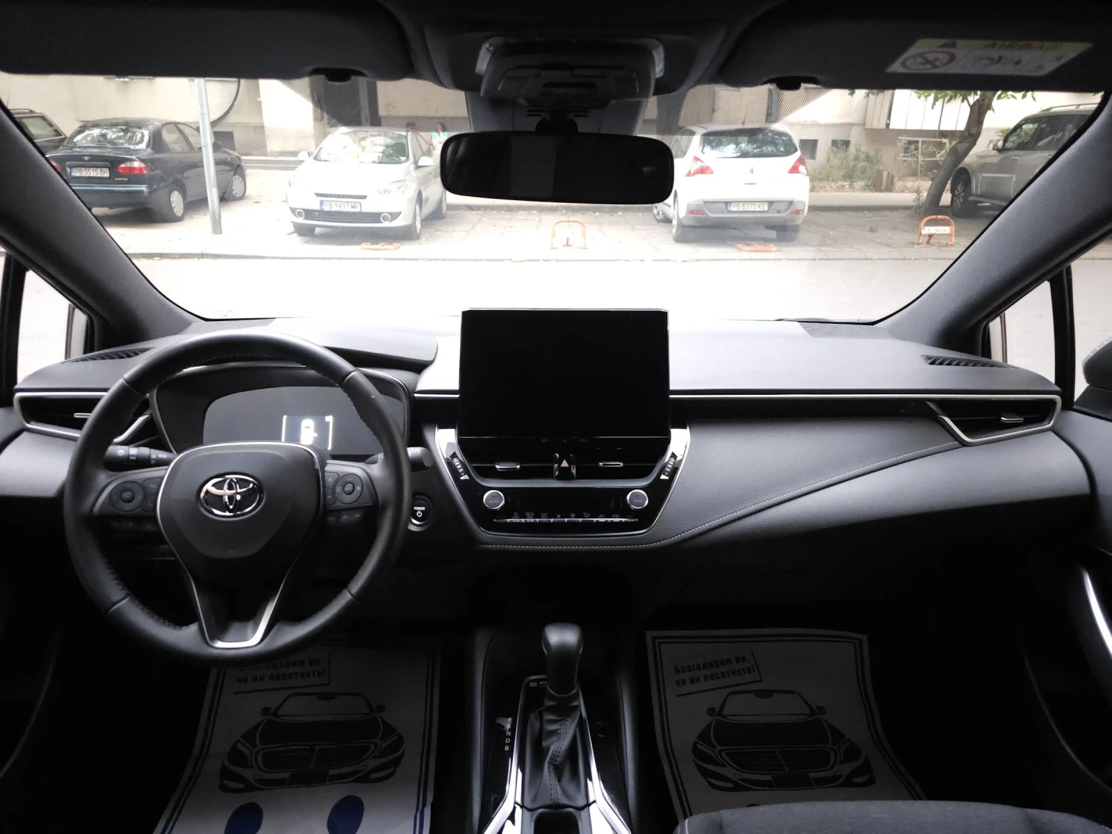 Toyota Corolla 1.8 ХИБРИД  - изображение 7